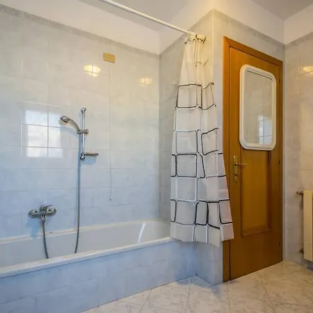 Holiday home Casa Letizia